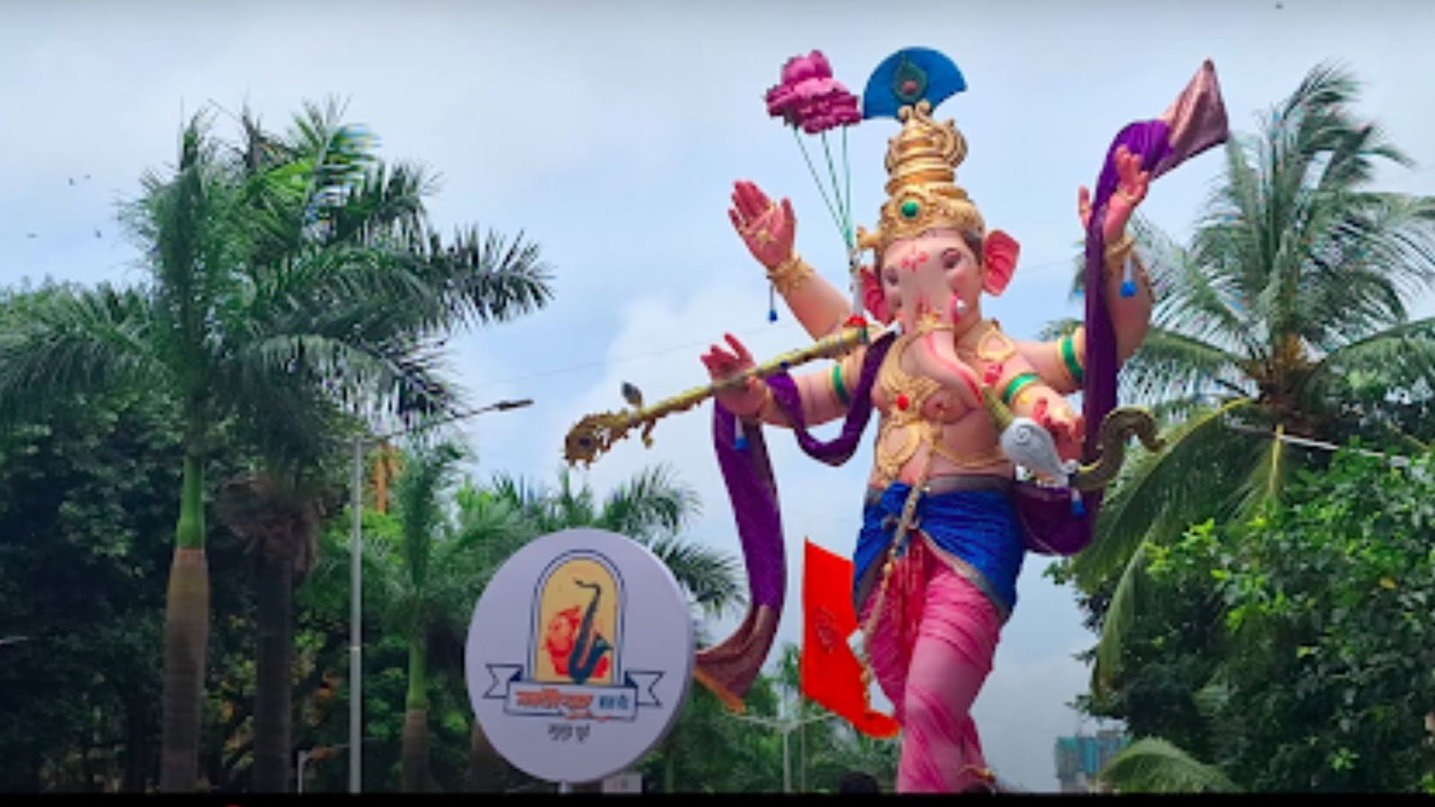 Kalachowki Mahaganpati idol in Mumbai